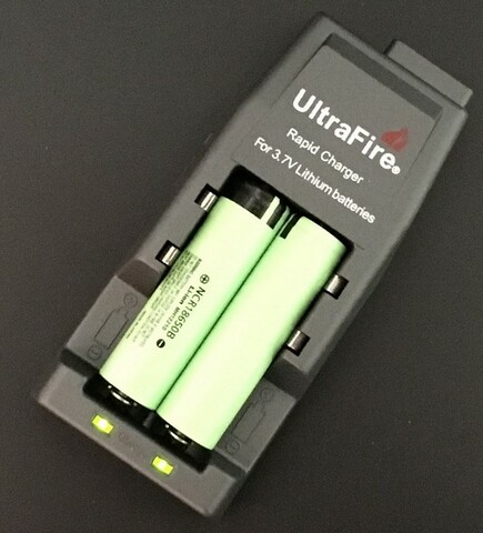 Ulturefire WF-139 cheaper price 2 bay battery charger